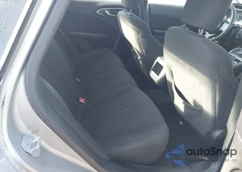 2015 Chrysler 200 Limited z USA, uszkodzony, nr VIN 1C3CCCAB0FN577343